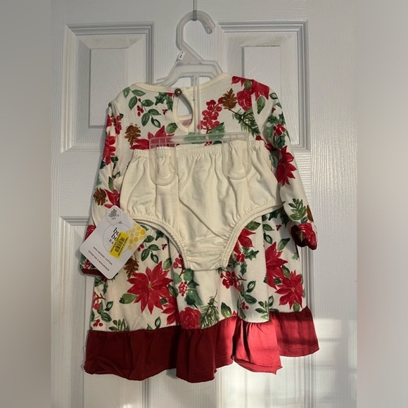 Burt’s Bees Holiday Floral Dress - Picture 2 of 3